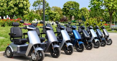 top captain seat scooters