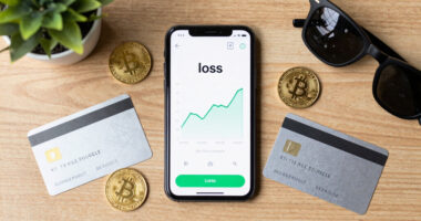 Nearly a Million Investors Lost a Total of $3.8 Billion on Trump Crypto Coin